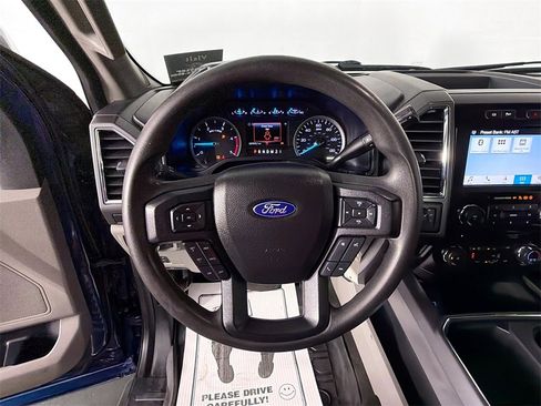 Used 2017 Ford F250 XLT w/ XLT Premium Package image 11