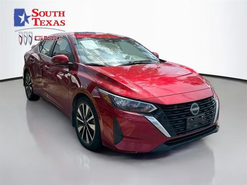 Used 2025 Nissan Sentra SV w/ SV Premium Package FWD image 1