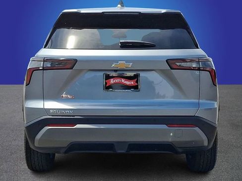 Used 2026 Chevrolet Equinox LT FWD image 5
