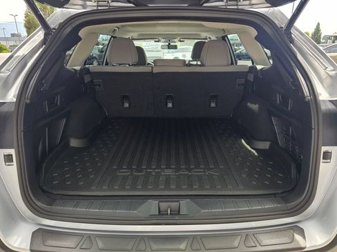Used 2025 Subaru Outback Premium AWD/4WD image 15