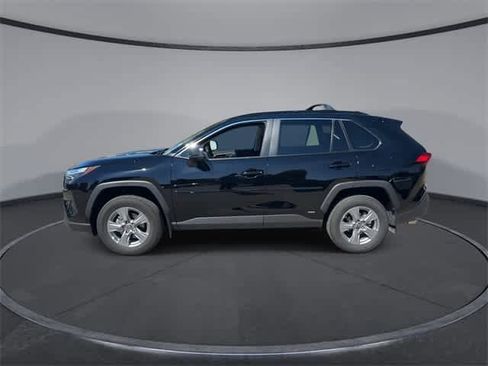 Used 2025 Toyota RAV4 LE image 5