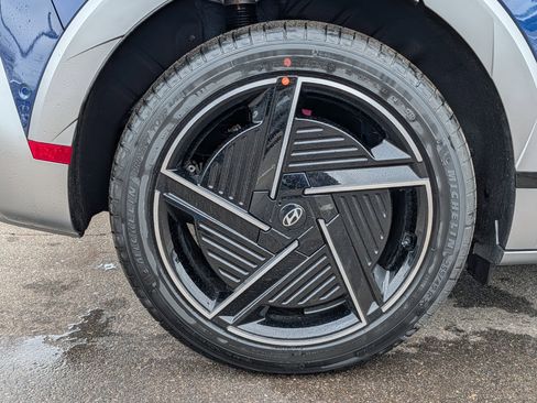 New 2026 Hyundai Ioniq 5 Limited image 5