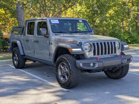 Used 2020 Jeep Gladiator Rubicon image 2