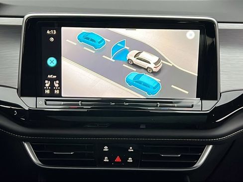 New 2026 Volkswagen Atlas Cross Sport SE image 25