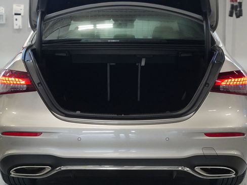 Used 2022 Mercedes-Benz E 350 4MATIC Sedan image 34