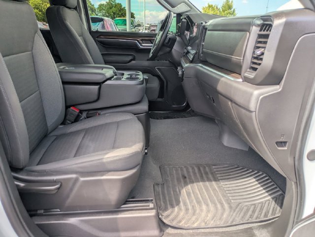 Used 2024 Chevrolet Silverado 1500 LT AWD/4WD image 29