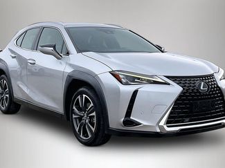 Used 2019 Lexus UX 200 w/ Premium Package FWD video 1