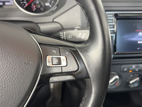 Used 2017 Volkswagen Jetta SE FWD image 28