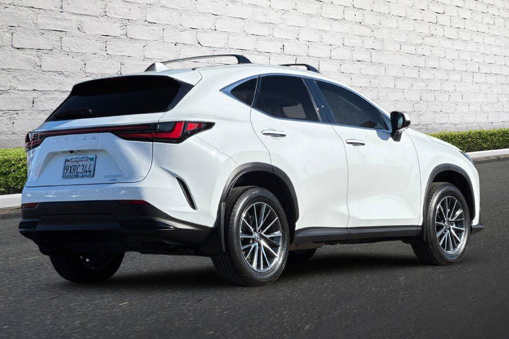 Certified 2026 Lexus NX 350h AWD w/ Accessory Package (2T) image 4