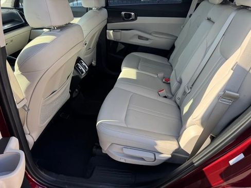 Certified 2024 Kia Sorento S AWD/4WD image 10
