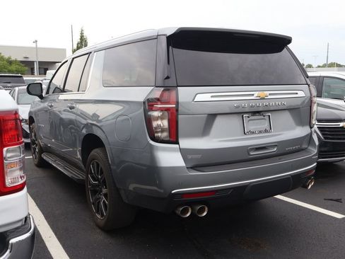 Used 2024 Chevrolet Suburban Premier AWD/4WD image 14