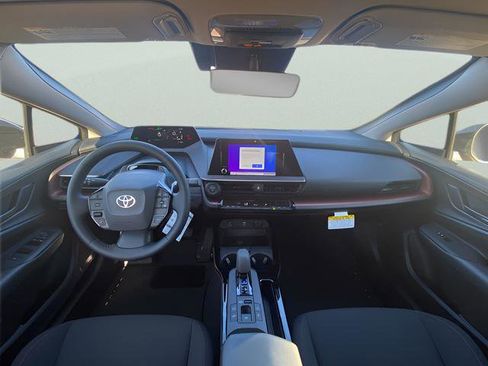 New 2026 Toyota Prius Plug-In Hybrid FWD image 12