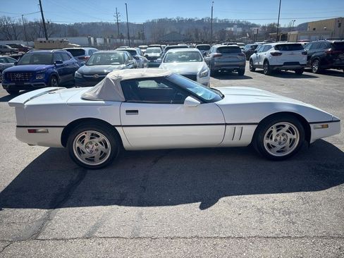 Used 1990 Chevrolet Corvette Convertible image 7