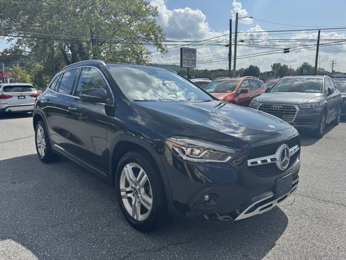Used 2021 Mercedes-Benz GLA 250 4MATIC image 9