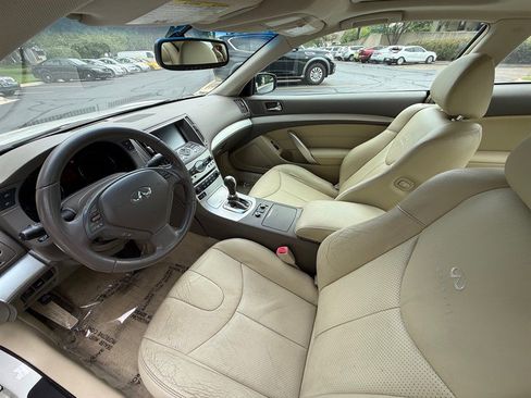 Used 2009 INFINITI G37 x Coupe w/ Premium Pkg AWD/4WD image 15