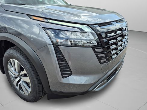 New 2026 Nissan Pathfinder SL AWD/4WD image 36