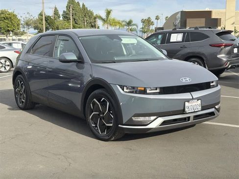 Used 2024 Hyundai Ioniq 5 SEL image 8