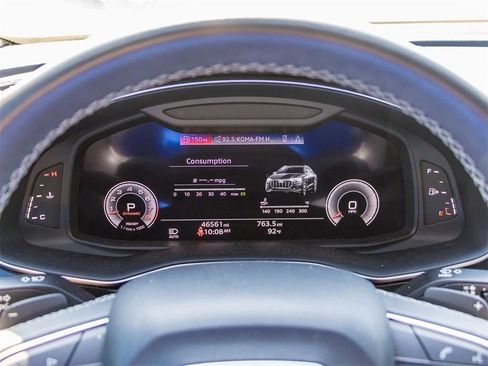 Used 2023 Audi Q8 Premium Plus image 36