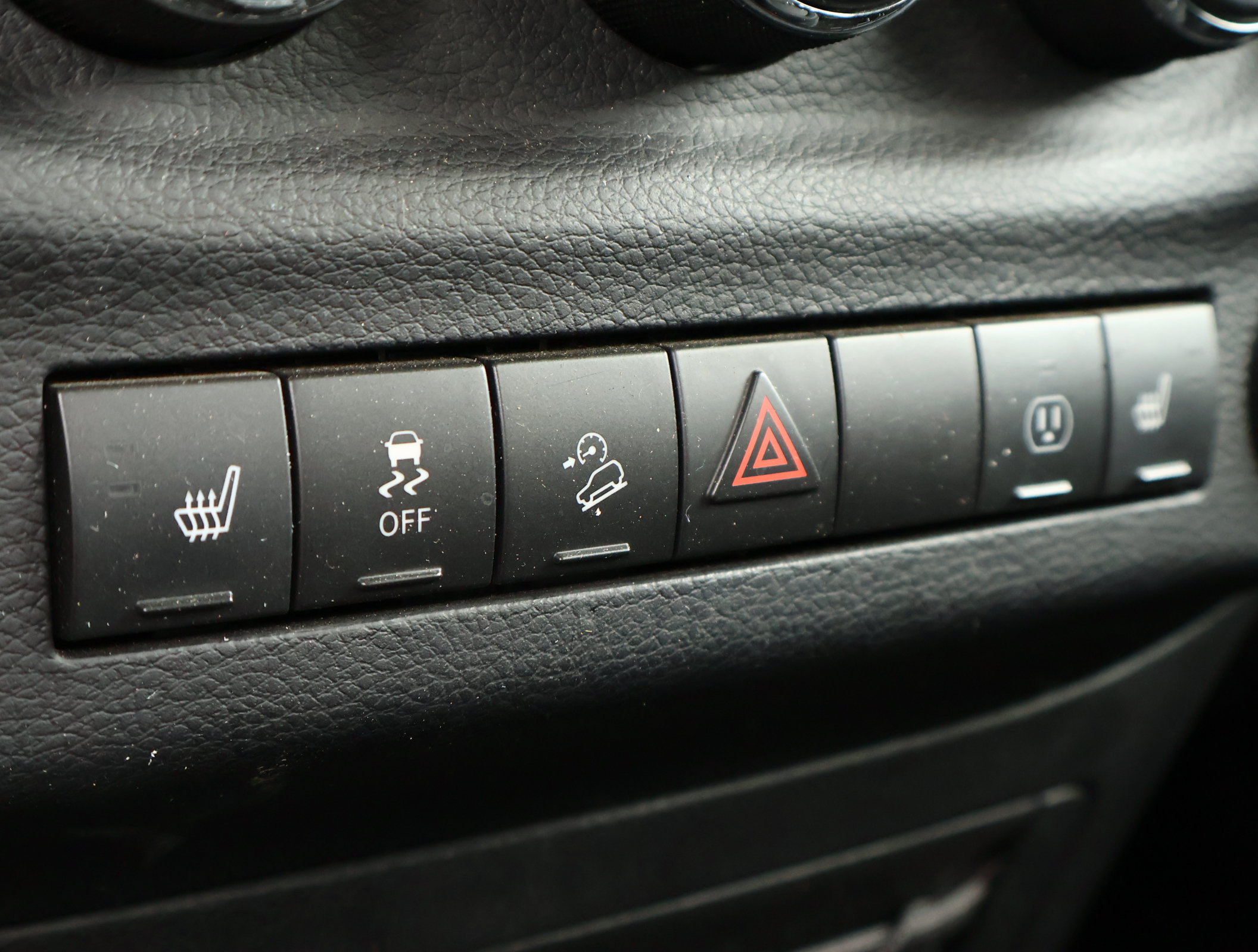 Used 2014 Jeep Wrangler Unlimited Rubicon AWD/4WD image 4