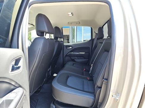 Used 2021 GMC Canyon AT4 AWD/4WD image 8