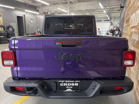New 2026 Jeep Gladiator Sport AWD/4WD image 24