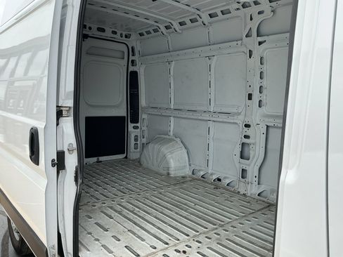 Used 2025 RAM ProMaster 2500 w/ Convenience Group FWD image 27