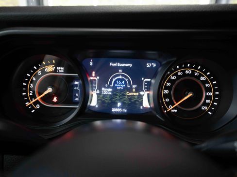 Used 2024 Jeep Wrangler Sport AWD/4WD image 16