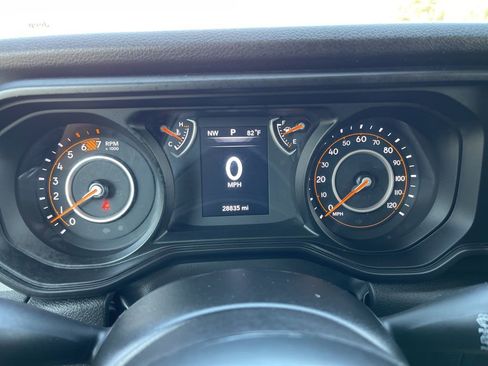 Certified 2025 Jeep Wrangler Unlimited Sport AWD/4WD image 10