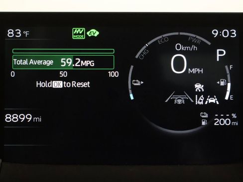 Used 2025 Toyota Prius Plug-In Hybrid FWD image 32