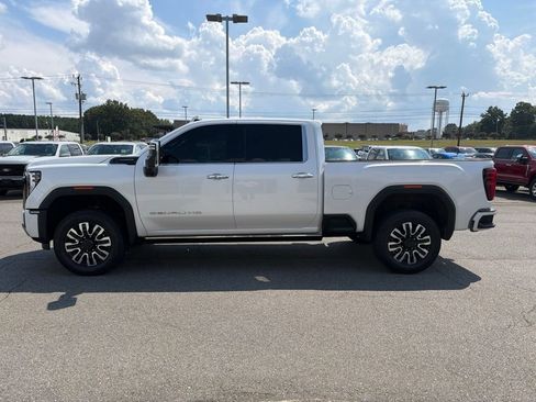 Used 2025 GMC Sierra 2500 Denali Ultimate AWD/4WD image 5