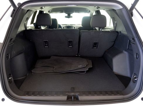 Certified 2024 Chevrolet Equinox LT image 28