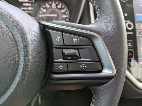 Certified 2025 Subaru Ascent Premium AWD/4WD image 24