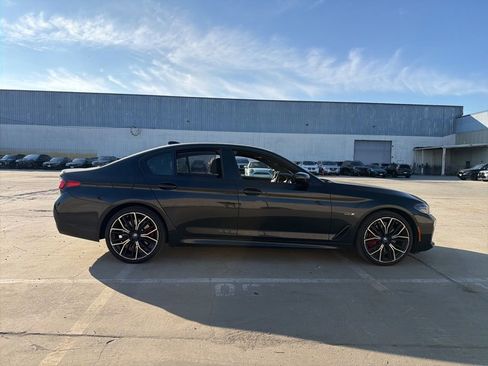 Certified 2023 BMW 530e w/ Executive Package image 6