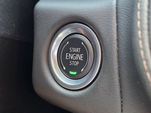 Used 2024 Chevrolet Tahoe High Country w/ Advanced Technology Package AWD/4WD image 22
