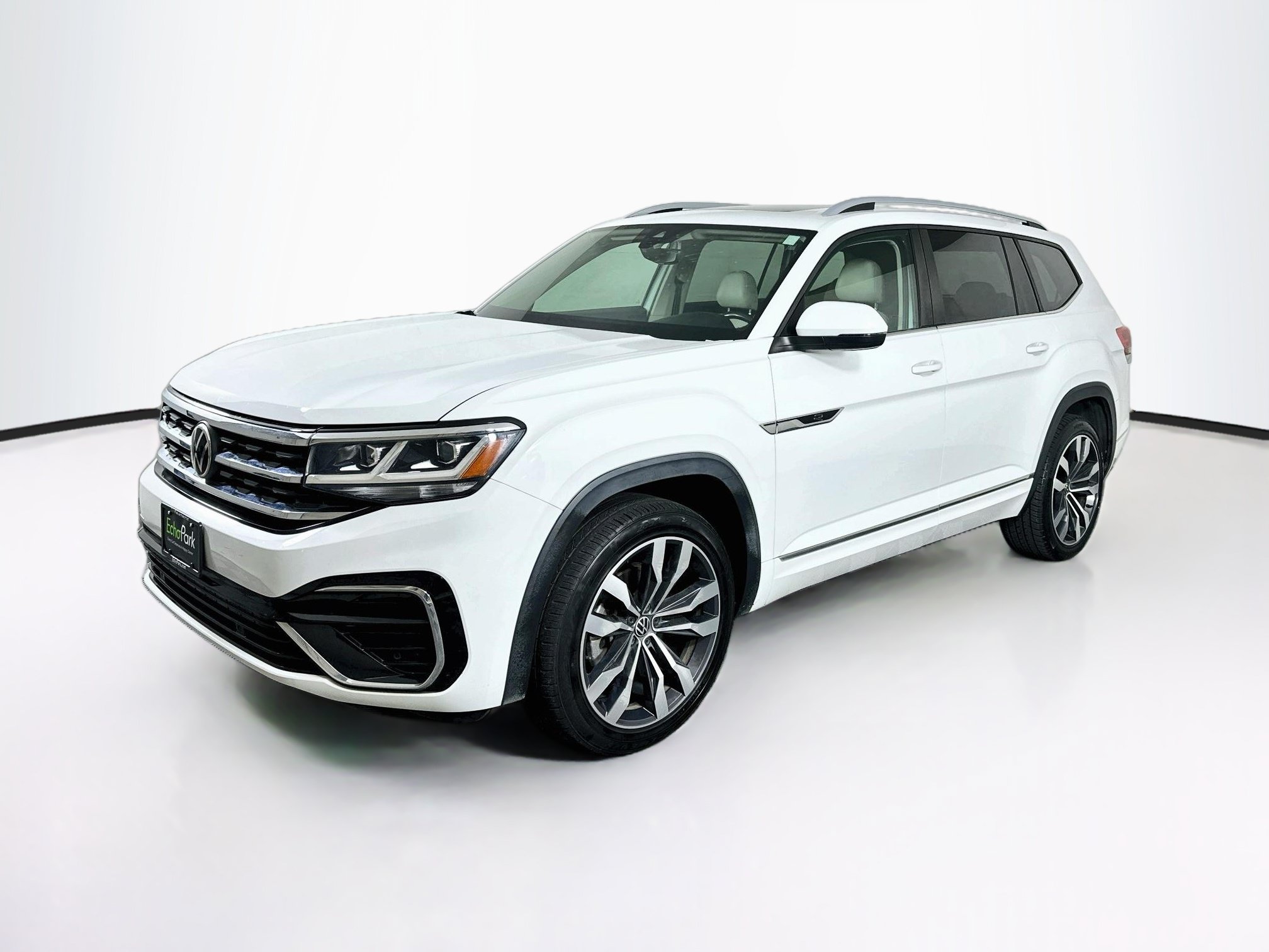 Used 2021 Volkswagen Atlas SEL R-Line FWD image 3