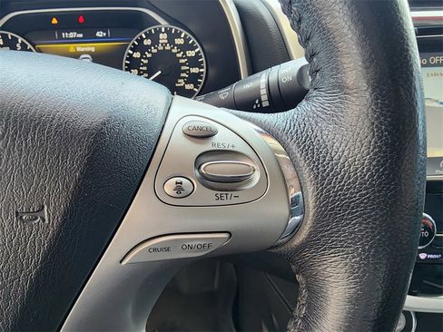 Used 2018 Nissan Murano SL w/ Midnight Edition Package image 21