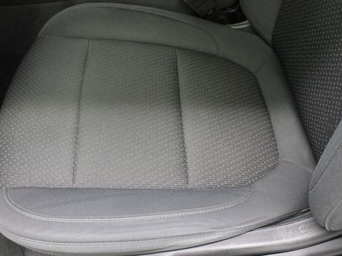 Used 2020 Chevrolet Silverado 1500 Custom w/ Custom Value Package image 34