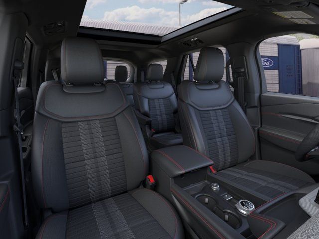 New 2026 Ford Explorer ST-Line w/ ST-Line Street Pack AWD/4WD image 10