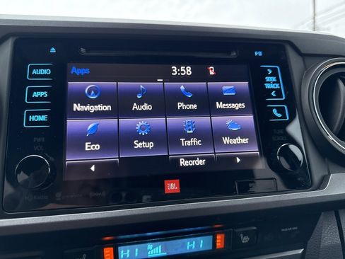 Used 2019 Toyota Tacoma TRD Off-Road image 34