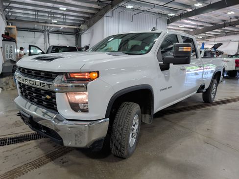 Used 2020 Chevrolet Silverado 2500 LT AWD/4WD image 6