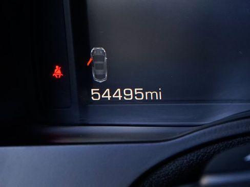 Used 2015 Cadillac Escalade Premium image 27