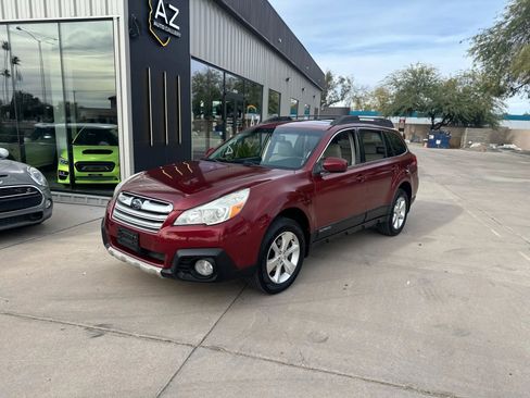 Used 2014 Subaru Outback 2.5i Limited w/ Moonroof Package image 3