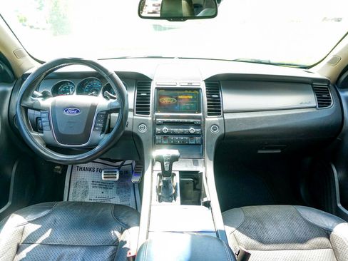 Used 2010 Ford Taurus SHO image 12