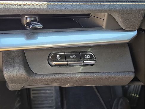 Used 2024 Chevrolet Corvette Z06 image 25