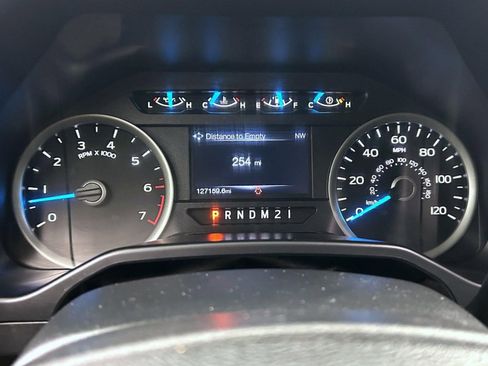 Used 2015 Ford F150 XLT w/ Equipment Group 302A Luxury image 14