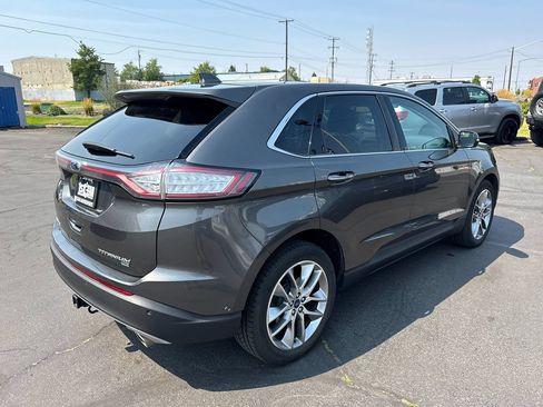 Used 2018 Ford Edge Titanium w/ Equipment Group 302A AWD/4WD image 12