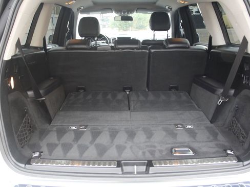 Used 2015 Mercedes-Benz GL 450 4MATIC image 8