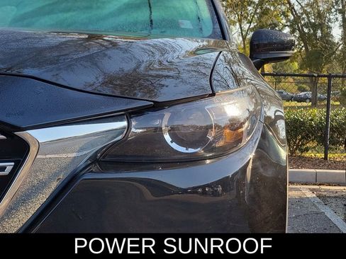 Used 2023 MAZDA CX-9 Touring image 2