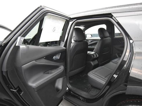 New 2026 Chevrolet Blazer EV LT image 11