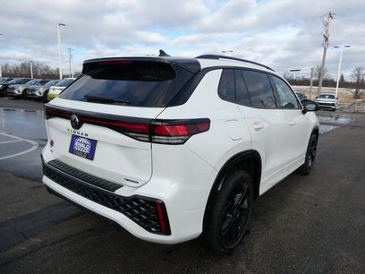 New 2026 Volkswagen Tiguan SE R-Line